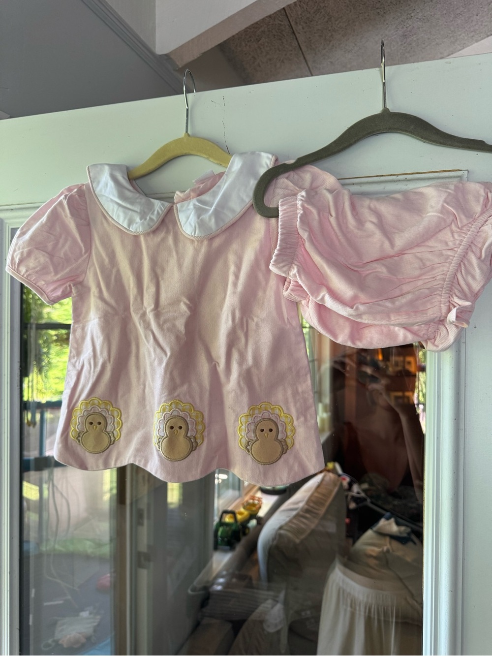 Pink Baby One-Piece Set with Peter Pan Collar and Chick Appliqués